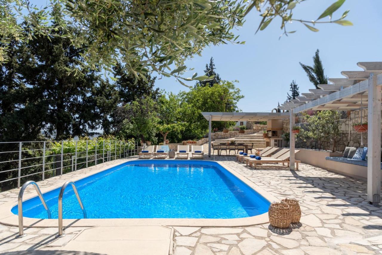 Villa Chrysallis With Heated Pool Georgioupoli Esterno foto