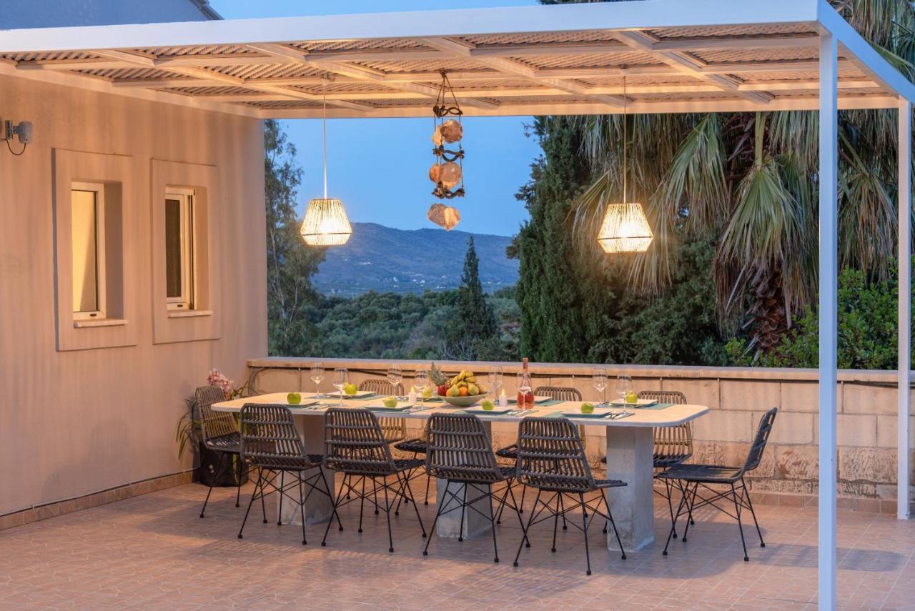 Villa Chrysallis With Heated Pool Georgioupoli Esterno foto